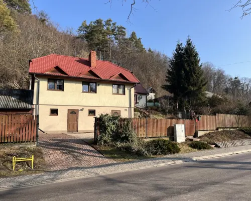Dom na działce 1,5 km od rynku w Kazimierzu Dolnym