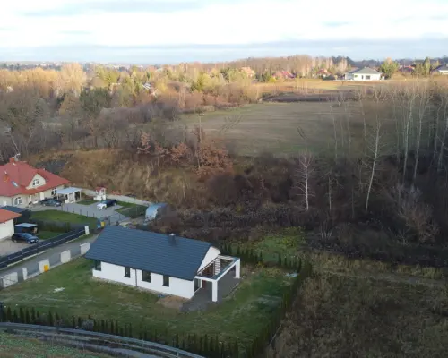 Dom, Dys, 1000 m2 działki,