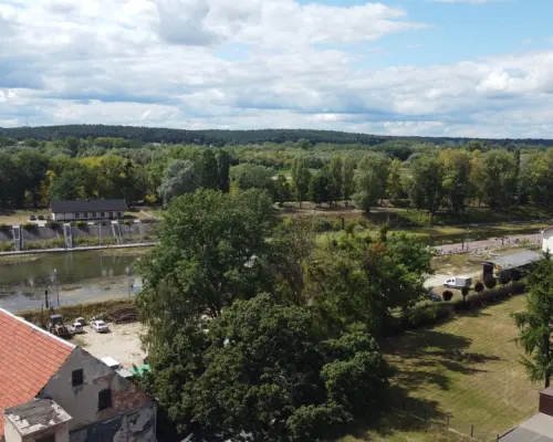 Kompleks budynków przy ul. 6 Sierpnia w Puławach..