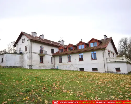Zabytkowy Zespół Dworsko-Parkowy (XIXw. 1880 r)