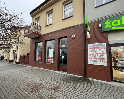 Lokal handlowy 180 m kw.  w centrum Dęblina.