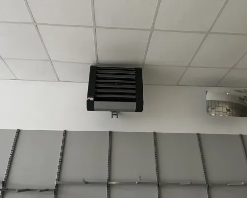 Lokal handlowy 180 m kw.  w centrum Dęblina.