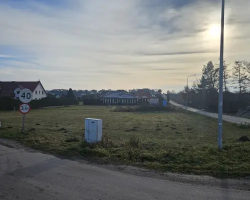 Kalinówka, 23ar, budowlana, media