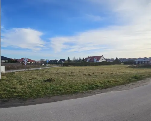 Kalinówka, 23ar, budowlana, media