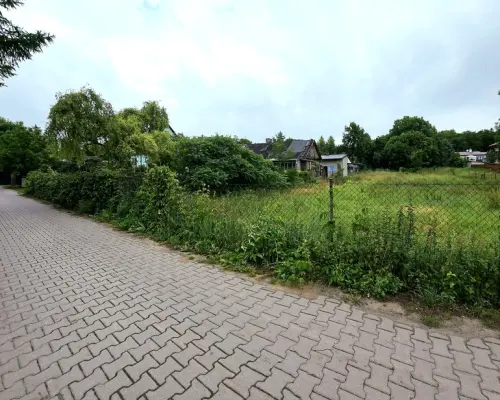Działka budowlano-usługowa - Nałęczów, ul.Wójcika