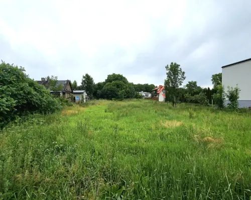 Działka budowlano-usługowa - Nałęczów, ul.Wójcika