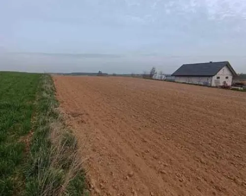 Działka  w bliskiej odległości od Lublina.