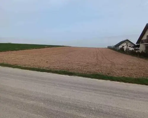 Działka  w bliskiej odległości od Lublina.