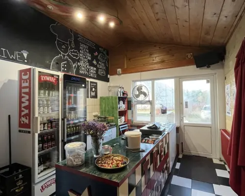 lokal 100 m2 atrakcyjna lokalizacja Kozienice.