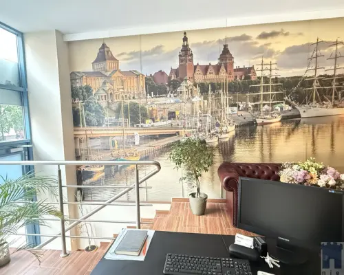 Lokal usługowo - biurowy w centrum