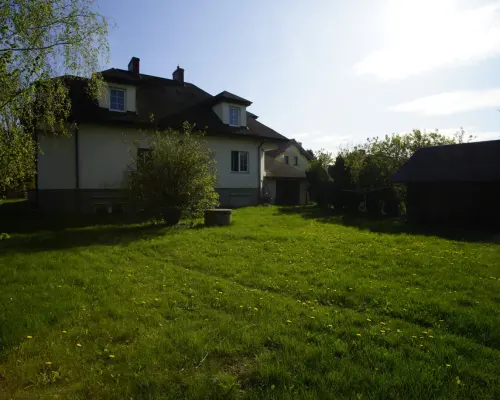 Atrakcyjny Dom do mieszkania i biznesu