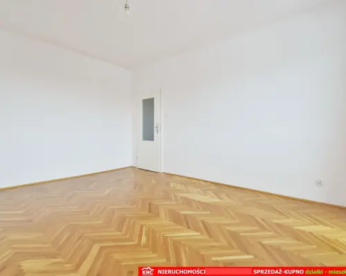 3 pokoje, po remoncie z garażem blisko Park Zdroj.