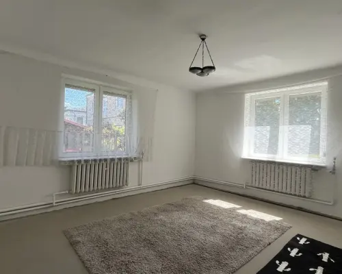 Dwa domy (165 m2) na działce w centrum Zwolenia.