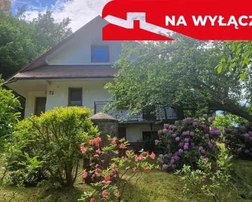 Dom w uroczym zakątku, pośród lasów i górek