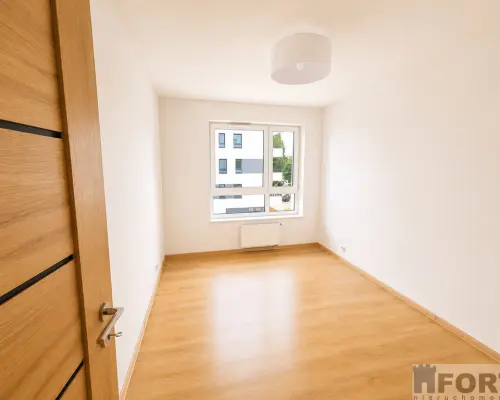 Przepiękne nowe 3 pok. mieszkanie z balkonem  !!!