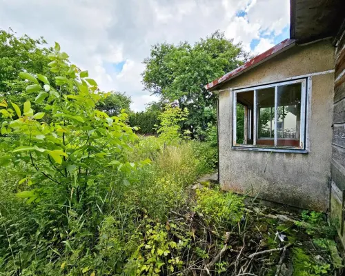 Atrakcyjna działka z domem - Zalesie gm. Niemce