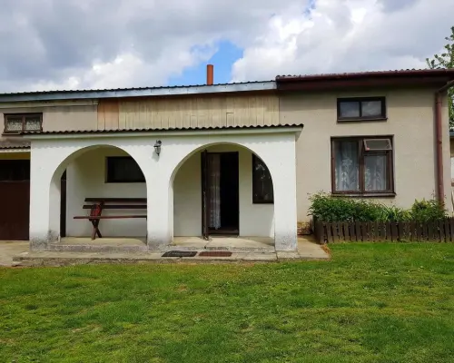 Mały domek w świetnej lokalizacji - Uniszowice