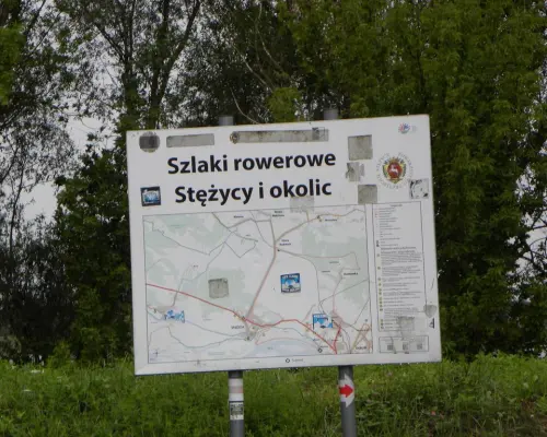 Dom z drewna przy Wiśle ul. Modrzycka w Dęblinie.