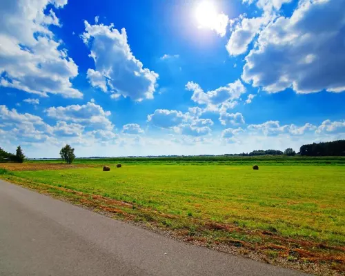 Piękna, ustawna działka blisko jeziora - Dratów
