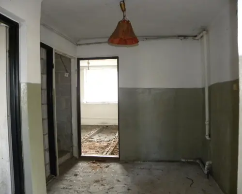 Dom  120 m kw w Baryczy Nowej pow. Zwoleń.