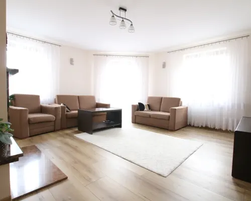 Budynek mieszkalno-usługowy, Lubartów,
