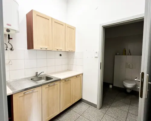 Lokal handlowo-usługowy, 118 m2, Bronowice, parter