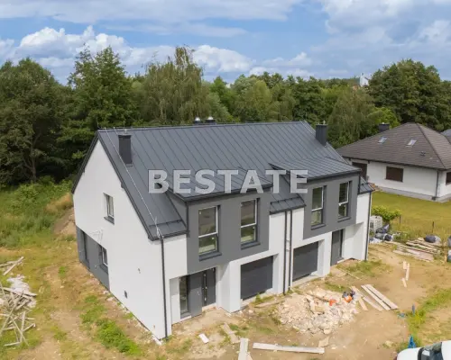 DOM na sprzedaż – Bliźniak z działką 1000m²