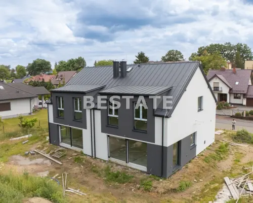 DOM na sprzedaż – Bliźniak z działką 1000m²