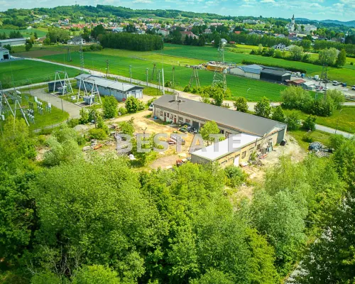 Budynek z magazynem ok. 500m2 w Tuchowie