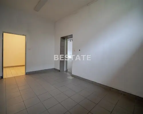 Lokal na Sprzedaż w Centrum Tarnowa - Gotowy pod Twój Biznes!   Szukasz idealnego miejsca na rozwój swojej firm