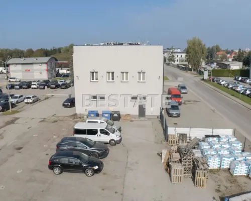 Budynek biurowo-usługowy na Sprzedaż - ul. Przemysłowa, Tarnów   Jako agent nieruchomości w Tarnowie, mam zaszczyt zap