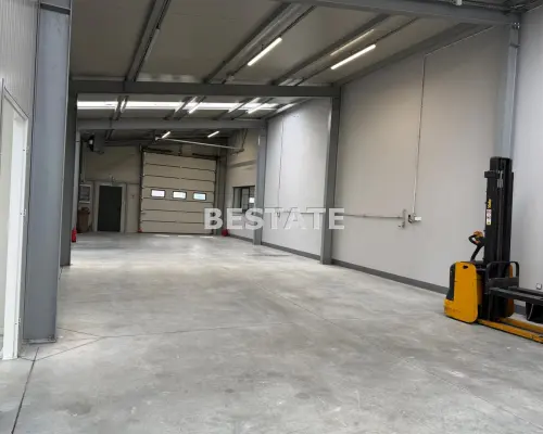 Nowoczesny budynek handlowo-usługowy z halą i biurami | ok. 450 m² | Radomyśl Wielki, ul. Wałowa    Do wynajęcia nowocze