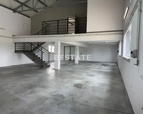 Nowoczesny budynek handlowo-usługowy z halą i biurami | ok. 450 m² | Radomyśl Wielki, ul. Wałowa    Do wynajęcia nowocze