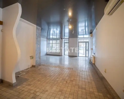 Lokal Handlowo-Usługowy 62 m² przy ul. Jasnej - Idealny pod Gastronomię lub Usługi!   Oferta bez wynagrodzenia od najemcy