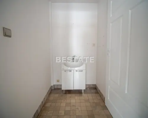Lokal Handlowo-Usługowy 62 m² przy ul. Jasnej - Idealny pod Gastronomię lub Usługi!   Oferta bez wynagrodzenia od najemcy