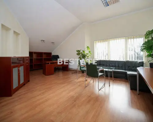 DO WYNAJĘCIA LOKAL UŻYTKOWY - TARNÓW, UL. KLIKOWSKA   Oferujemy do wynajęcia przestronny lokal użytkowy o powierzchni