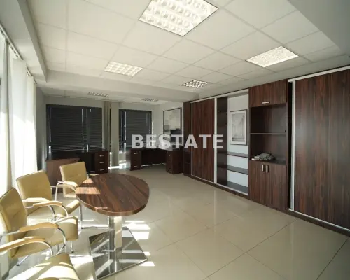 Nowoczesny lokal biurowy 172 m² na wynajem - wyższy standard, klimatyzacja, parking Oferta bez wynagrodzenia od najemcy!