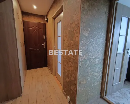 Na sprzedaż komfortowe i funkcjonalne mieszkanie o powierzchni 48 m², zlokalizowane w Tarnowie przy  ul. Bitwy pod Studzia