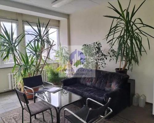 Praga Południe: lokal biurowy 14,30m2 do wynajęcia