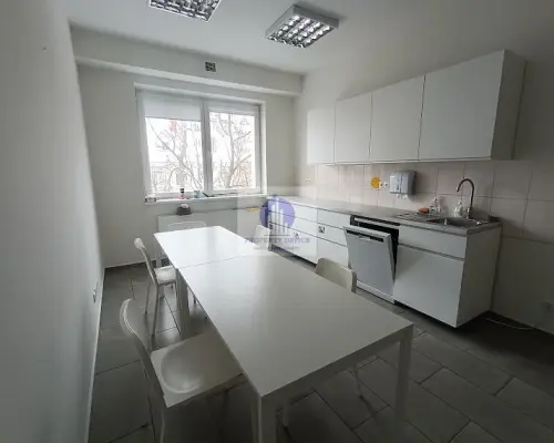Mokotów: lokal biurowy 238,97m2 do wynajęcia