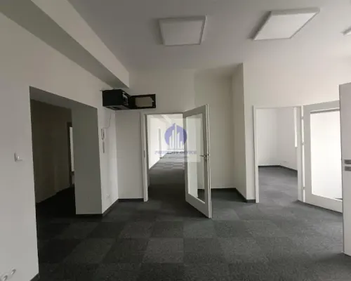 Mokotów: lokal biurowy 238,97m2 do wynajęcia