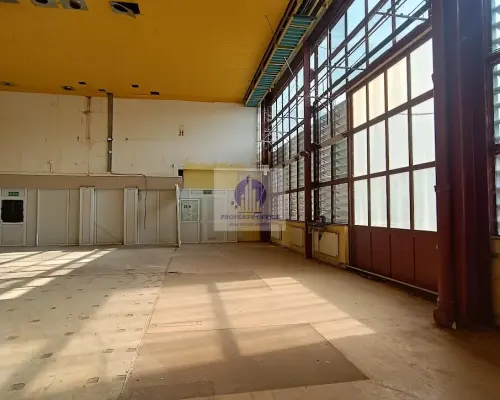 Bielany: magazyn 332,51m2 do wynajęcia