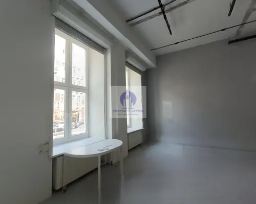 Śródmieście: lokal biurowo-usługowy 297m2 do wynajęcia
