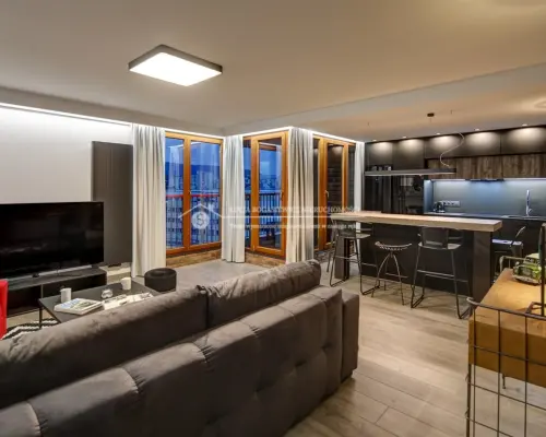 Do wynajęcia wyjątkowy apartament z loggią - komfort i design w jednym!   Zapraszamy do Apartamentu Sfera - luksusowego miesz