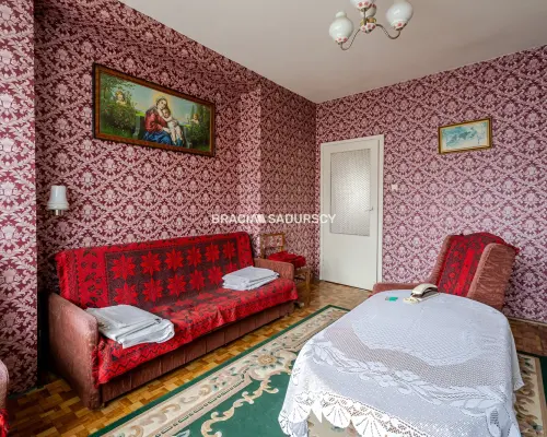 Dom wolnostojący w doskonałej lokalizacji