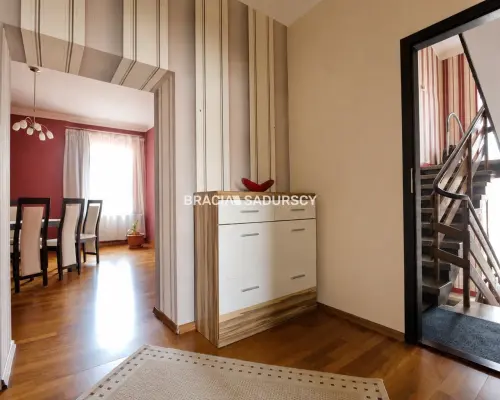 Dom 250 m² | Garaż | Duża działka | Zembrzyce