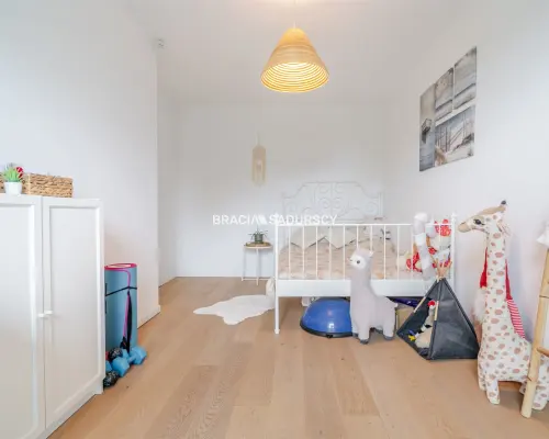 124 m² z ogrodem , 3 sypialnie, Garaż, W. Standard