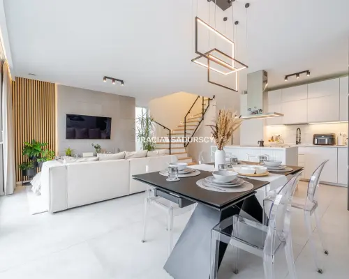 124 m² z ogrodem , 3 sypialnie, Garaż, W. Standard