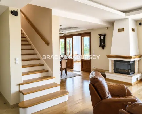 Luksusowy dom na wynajem - Buków, gmina Mogilany | 280 m² | ogród | wysoki standard   Do wynajęcia wyjątko