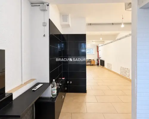 Lokal usługowy Balicka, bez czynszu, ciąg handlowy